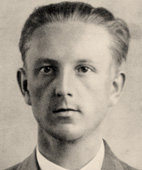 Ewald Funke (Jg. 1905): stellvertretender Leiter des AM-Apparats in Wuppertal, dann in Düsseldorf; hielt im Jüdischen Arbeiter-Kultur-Verein Vorträge; am 16.8.37 zum Tode verurteilt (vollstreckt am 4.3.1938)